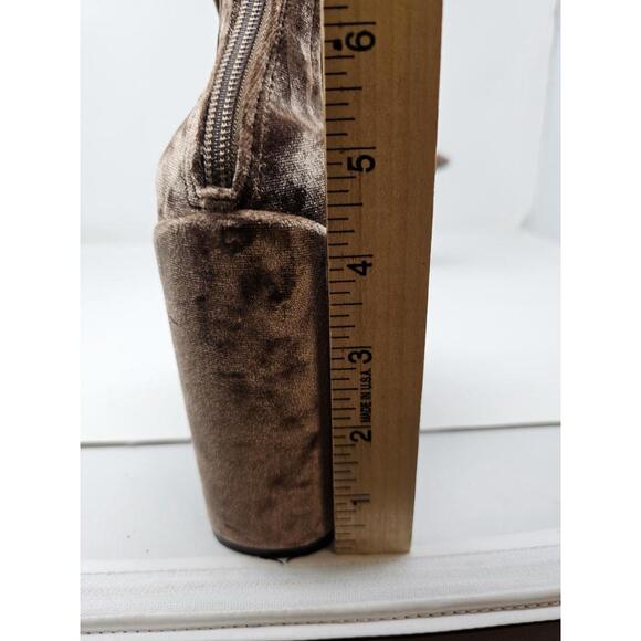 Public Desire‎ Heeled Velvet Boots Sz 7 - Picture 6 of 8